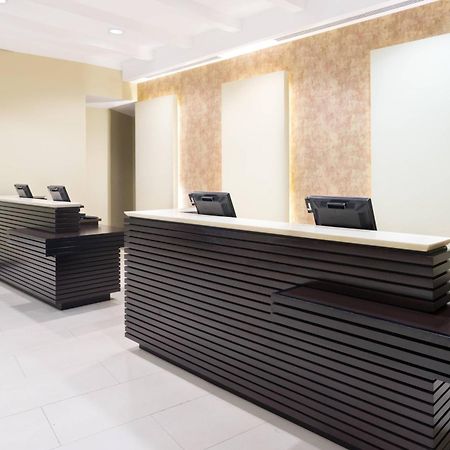 Courtyard By Marriott Kingston, Jamaica Hotel Exterior foto