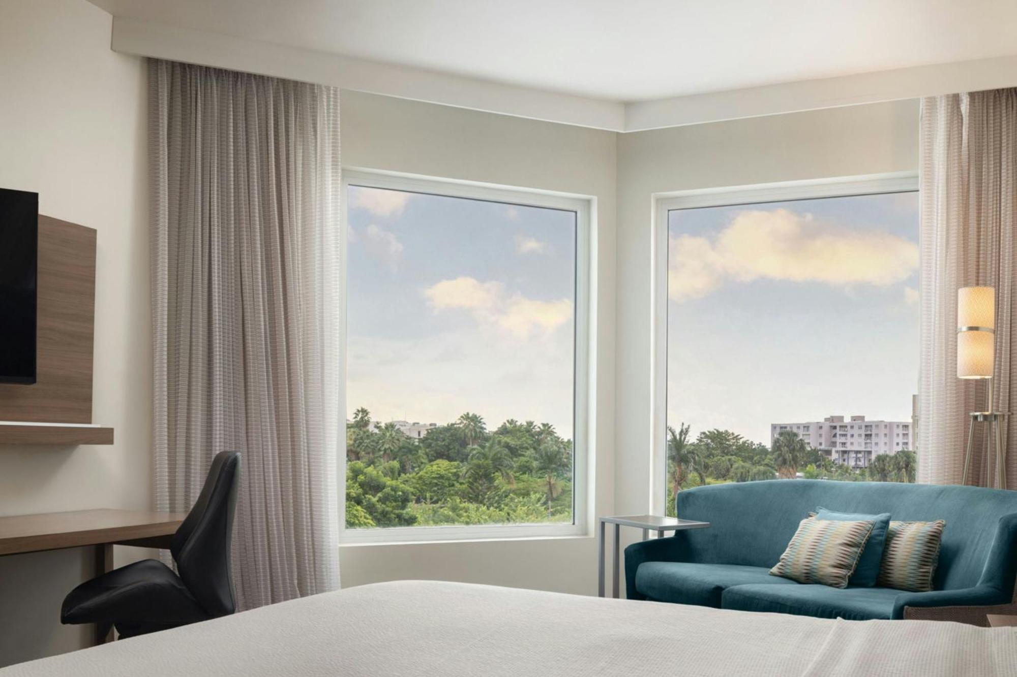 Courtyard By Marriott Kingston, Jamaica Hotel Exterior foto